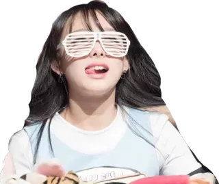 😜 b8cccc01 여자, 선글라스, 사람, 소녀, 혀, 귀여운 telegram sticker