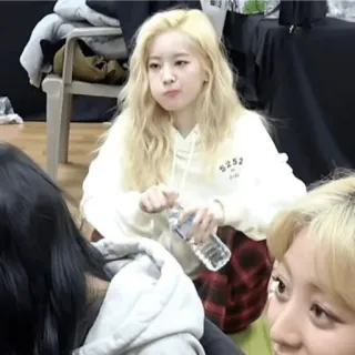 🤢 6dd69b21 telegram sticker