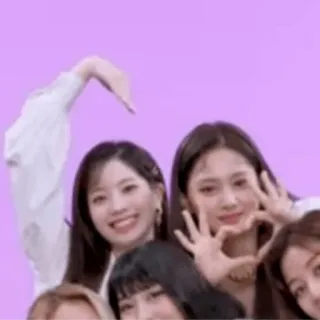 🥰 73b9a4ea kpop, grupo, twice, mulheres, coração telegram sticker