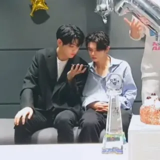 📖 61092bb9 telegram sticker