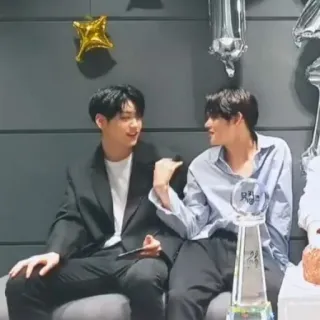 📖 bd6114d9 telegram sticker