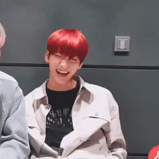 😂 58a92704 人, 男人, 微笑, 快乐 telegram sticker