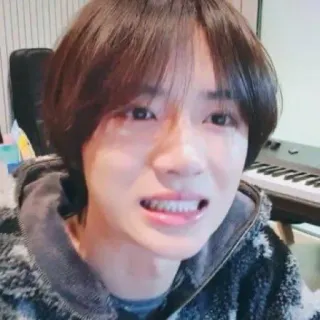 ☁️ 4f3d9067 whatsapp sticker