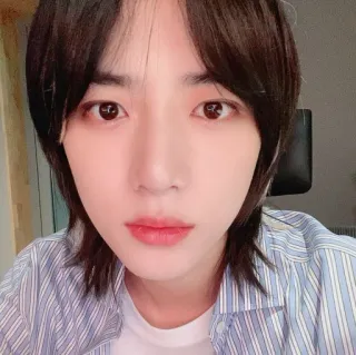 ☁️ 7ab97936 whatsapp sticker