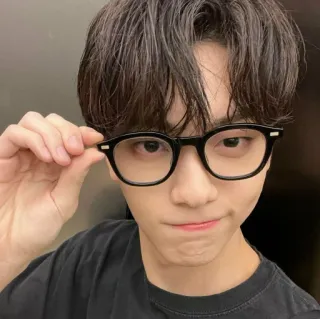 ☁️ cd247845 pessoa, óculos, homem, retrato whatsapp sticker