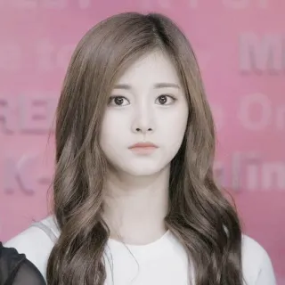 🖱 1a29f837 kobieta, portret, K-pop, piosenkarka, kobieca, osoba telegram sticker