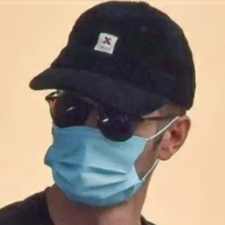 ⛓ 2b6f0bb2 ผู้ชาย, หน้ากาก, หมวก, แว่นกันแดด, คน telegram sticker