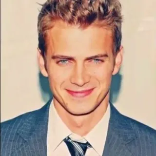 ⛓ 777bbbd2 Anakin Skywalker Star Wars นักแสดง, เฮย์เดน คริสเตนเซน, ภาพเหมือน, ยิ้ม telegram sticker