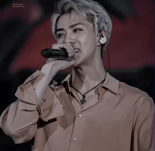 🗝 4f223fc7 가수, 남성, 유명인, 남자, 마이크 whatsapp sticker