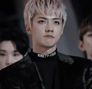 🐺 ba753cea NINETY-FOUR 남자, 인물사진, 연예인, 패션, 한국, 94 whatsapp sticker