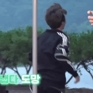 🍾 341355ec 낸다 도망 telegram sticker