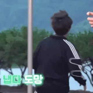 🥙 49ef0da8 냅다 도망 Korea, Lari, Teks telegram sticker