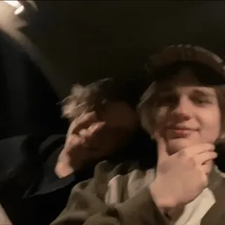 😁 e9b41c00 telegram sticker