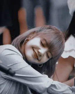 😌 a090427a Lisa kpop, lisa, sängerin, blackpink, idol, unterhaltung whatsapp sticker