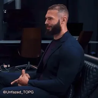 😂 15e480e0 @Unfazed_TOPG uomo, seduto, profilo, barba, giacca telegram sticker