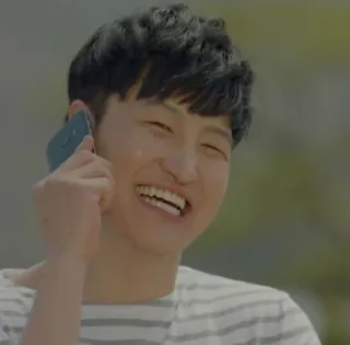 😅 71968e08 男人, 电话, 开心, 微笑, 人, 说话, 休闲, 肖像 telegram sticker