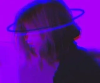 💜 38977cc5 morado, silueta, retrato, mujer, espacio, anillo whatsapp sticker