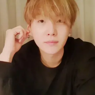 🪐 4539a22e Suga kpop, singer, music, person, asian, male telegram sticker