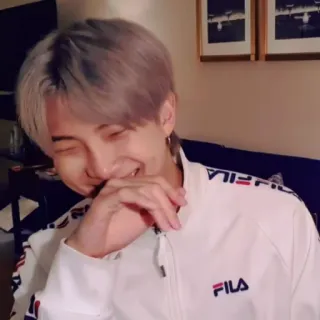 🪐 d6f6034d man, person, smiling, laughing, portrait telegram sticker