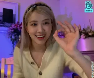 🐿 f18e3a2c Rose kpop, sängerin, rose, blackpink, frau, lächeln, promi telegram sticker