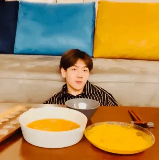 🌻 13540208 Essen, Suppe, Person, Essen, Asiatisch whatsapp sticker