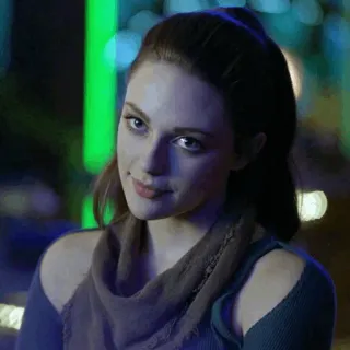 🥚 2cdc8dbd Hope Mikaelson Legacies femme, série télé, surnaturel, loup-garou, vampire, sorcière, teen drama whatsapp sticker