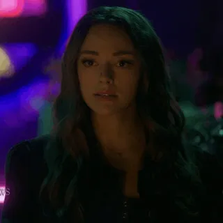 🥚 849808ec Hope Mikaelson Legacies Hope Mikaelson, Legacies, CW, Série TV, Teen drama, Vampire, Loup-garou, Sorcière whatsapp sticker