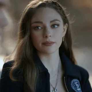 🥚 99b5dc0f Hope Mikaelson Legacies Hope Mikaelson, Legacies, Teen drama, Surnaturel, Série TV, Portrait de personnage whatsapp sticker