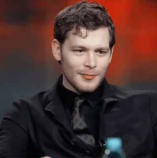 🥐 d45b85ab man, portrait, actor, tie, suit, person telegram sticker