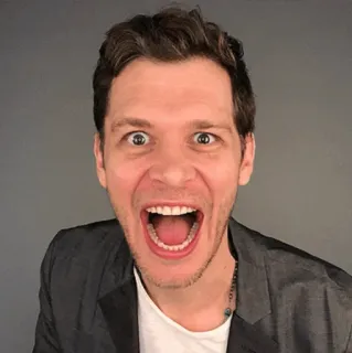 🥐 f31c32d2 telegram sticker