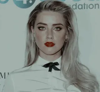 🐬 beedefd0 Amber Heard actriz, retrato, celebridad, mujer, rubia, formal telegram sticker