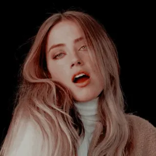 🐬 f47c942c mujer, retrato, rubia, hermosa, modelo, persona telegram sticker