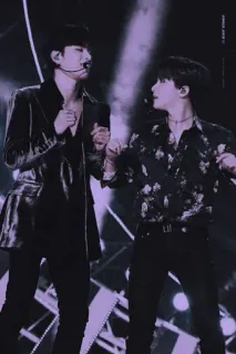 🇶🇦 3c5530fd pria, pertunjukan, panggung, konser, musik, hiburan whatsapp sticker