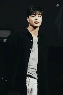 🖇 749c8a3e pria, orang, potret, pakaian, mode, dewasa whatsapp sticker