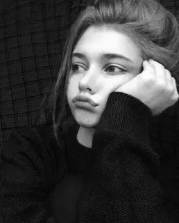 🖤 33d733b3 ภาพเหมือน, ผู้หญิง, ผู้หญิง, บุคคล, เซลฟี่, ขาวดำ whatsapp sticker