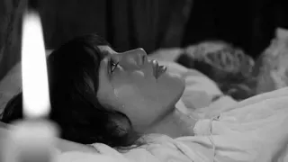 🖤 d66b303b ผู้หญิง, ร้องไห้, เศร้า, เทียน, สีเดียว, อารมณ์, การสูญเสีย, ความเศร้า whatsapp sticker