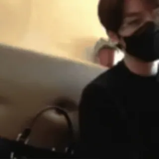 🙂 8128e3a6 telegram sticker