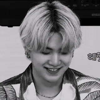 🥺 99b897a8 Suga 해맑 เกาหลี, Kpop, BTS, Suga, ศิลปิน telegram sticker