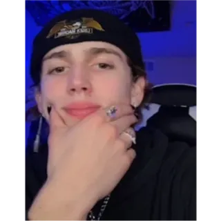 🧐 25bab416 男性, ポートレート, 人, ジュエリー, 指輪 telegram sticker