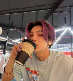 ❤️ df7636eb pessoa, homem, café, retrato, interior, jovem adulto, bebida whatsapp sticker