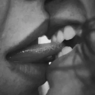 ✔️ 60e43c10 поцелуй, любовь, романтика, интим, пара telegram sticker