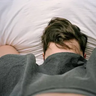 🥵 ecf8fe0f человек, лежит, сон, отдых, комфорт telegram sticker