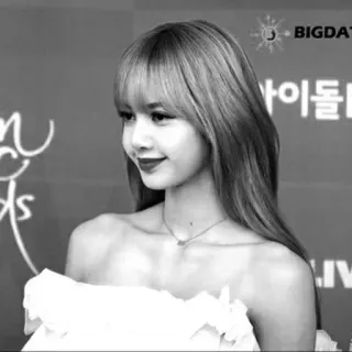 🤍 414f306d Lisa 연예인, 가수, kpop, blackpink, 아이돌, 패션 whatsapp sticker