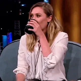 🥂 7271f215 女人, 喝, 脱口秀, 人, 杯子, 伊丽莎白·奥尔森 whatsapp sticker