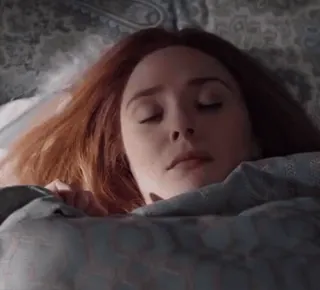 ✨ a94bcfd4 Wanda Maximoff wanita, tidur, tempat tidur, potret, Marvel, Wanda, Elizabeth Olsen telegram sticker