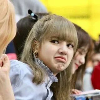 ✨ f76b20ad Lisa celebrità, espressione, faccia buffa, kpop, idolo telegram sticker