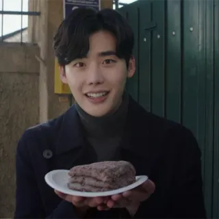 🍰 22e97c85 남자, 케이크, 웃는, 한국, 배우, 음식, 사람 telegram sticker