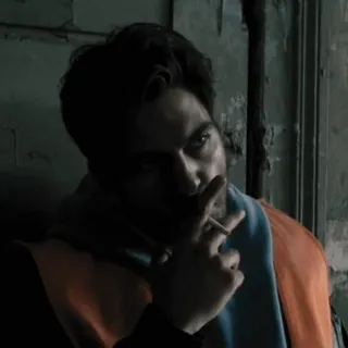 💻 9ac169a0 homme, cigarette, fumeur, écharpe, intérieur, portrait whatsapp sticker