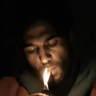 💻 e828898f homme, cigarette, fumée, sombre, allumer cigarette, briquet whatsapp sticker