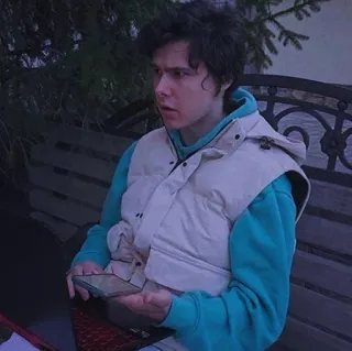 🤔 1175f573 telegram sticker